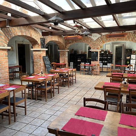 Razman Wine Rooms Gračišče Eksteriør billede