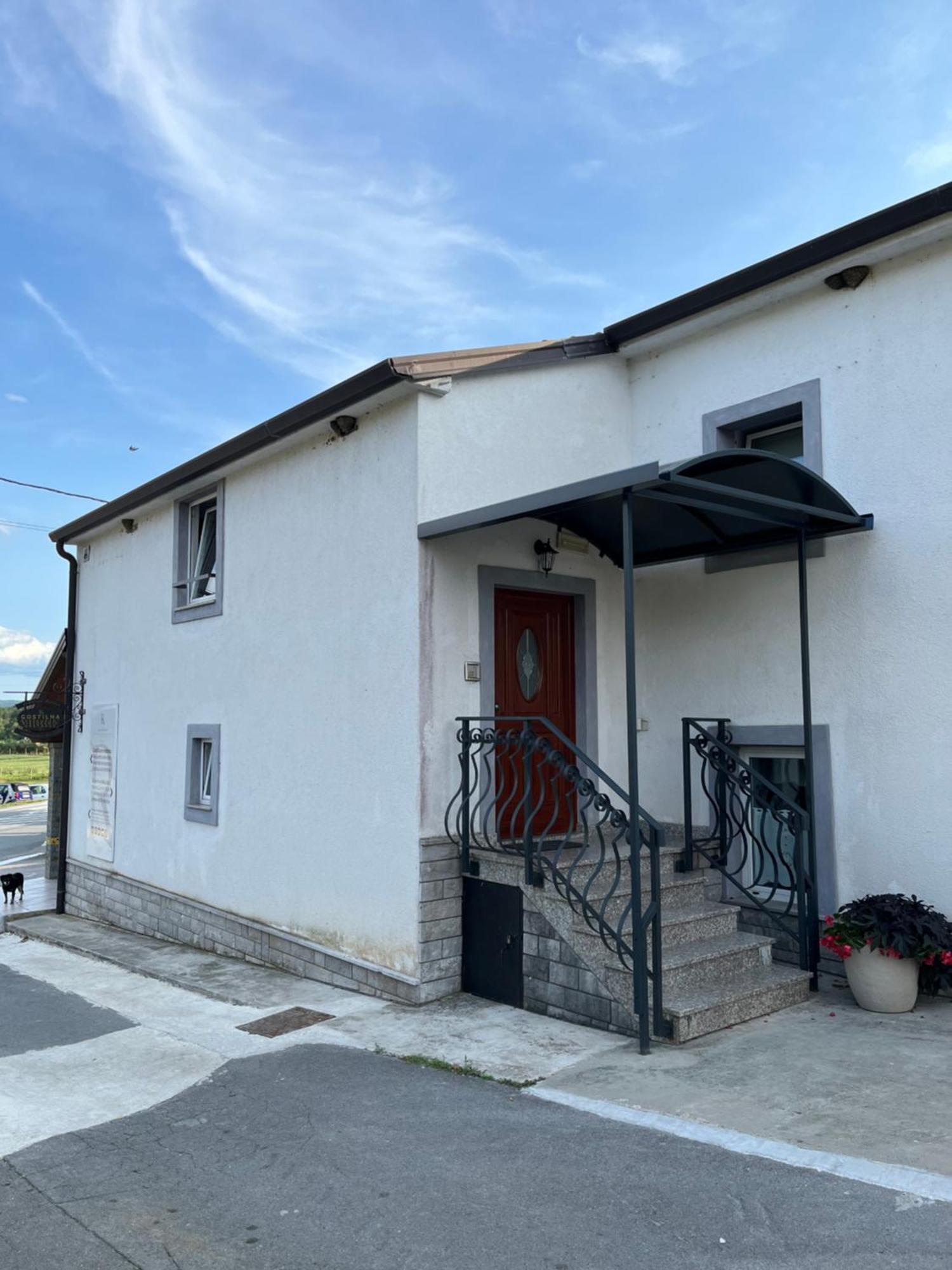 Razman Wine Rooms Gračišče Eksteriør billede
